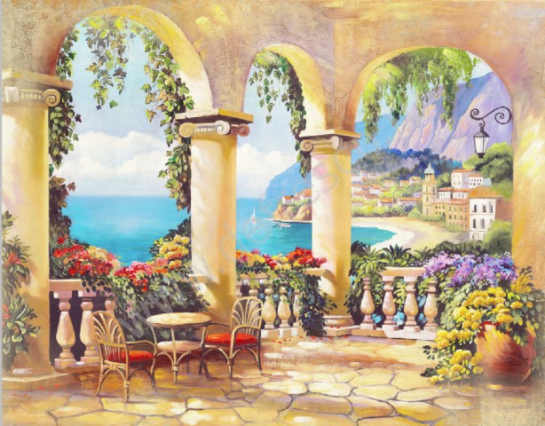 Летняя терраса в цветах с античными колоннами и видом на средиземное море и горы.